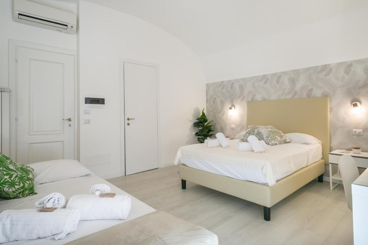 White Candia Guesthouse Roma Exterior foto